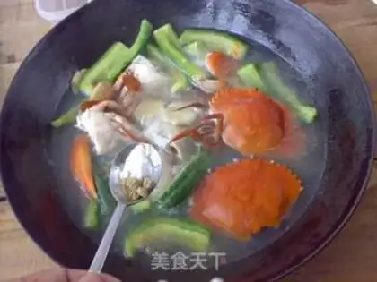 Make Crabs boil bitter melons step 6