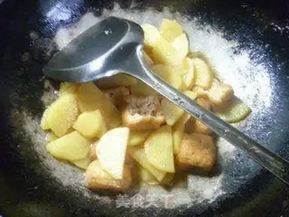 Make Tofu fried potatoes step 11