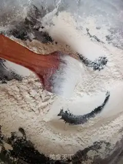 Make Green bean cake step 1
