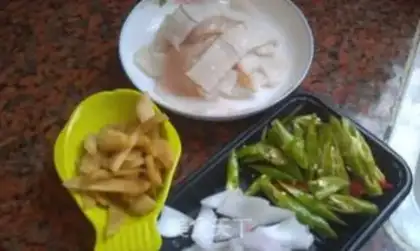 Make Twin pepper squid step 1