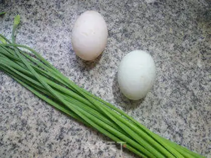Make The cranberry fried duck eggs step 0