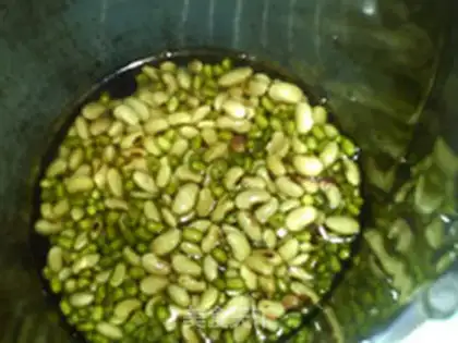 Make "Red dates green bean soy" step 5