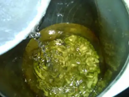 Make "Red dates green bean soy" step 6