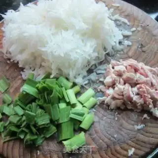 Make Garlic carrots step 1