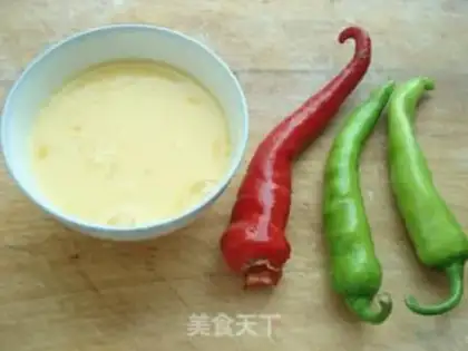 Make Chili fried eggs step 0