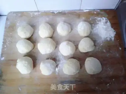 Make Jelly buns step 3