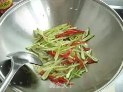 Make Chili fried eggs step 5