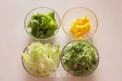 Make Chicken thin salad step 2