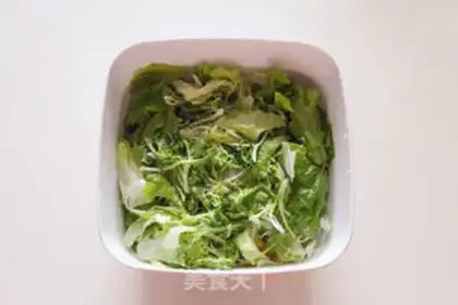 Make Chicken thin salad step 3