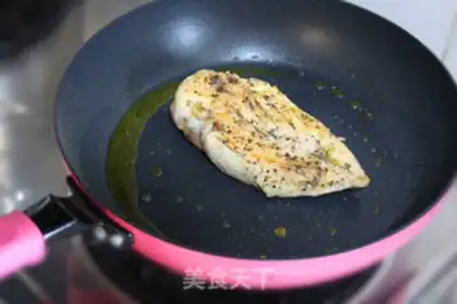 Make Chicken thin salad step 5