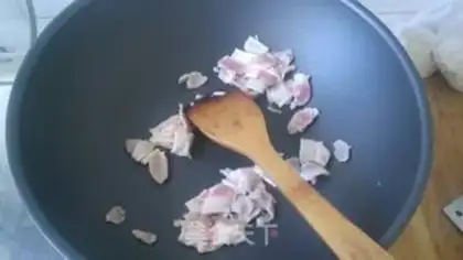 Make lentils noodles step 1