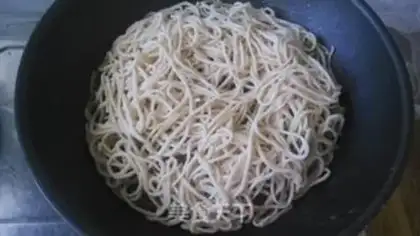 Make lentils noodles step 5