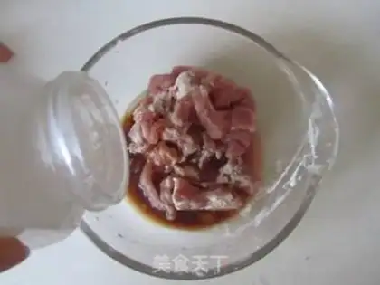 Make Bean sprouts with fresh mushrooms step 1