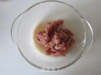 Make Bean sprouts with fresh mushrooms step 2