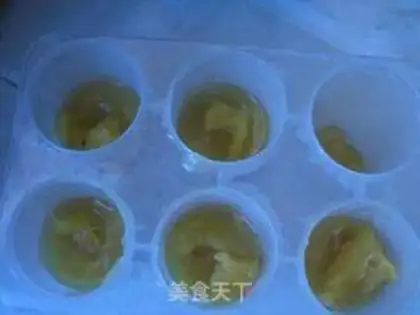 Make Pineapple popsicle step 5