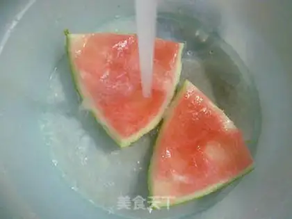 Make Green pepper for watermelon step 3