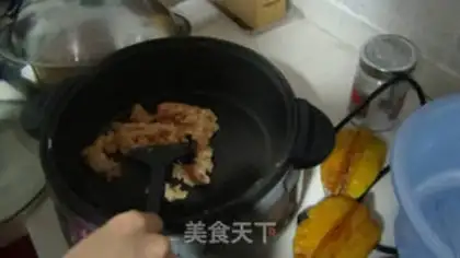 Make Frozen chicken pizza step 6