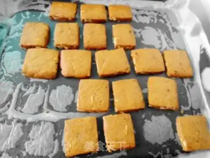 Make Red sugar almond cookies step 11