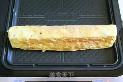 Make Multicoloured egg rolls step 8