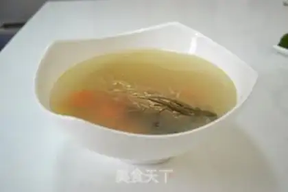 Make Torn chicken soup step 2