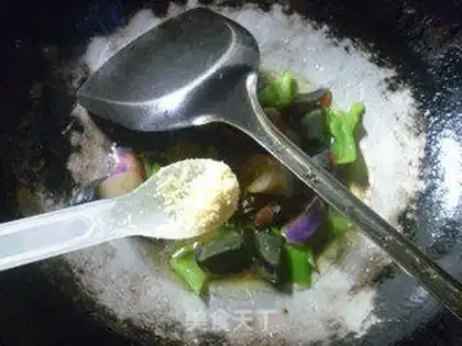 Make Pyramid eggs and cheese step 10