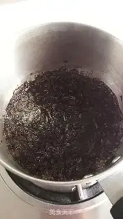 Make Milk tea step 1
