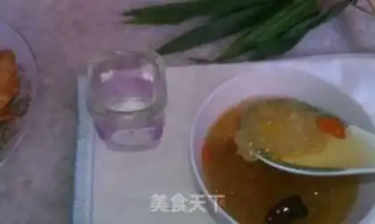 Make Sugar-cracker-tree silver ear soup step 5