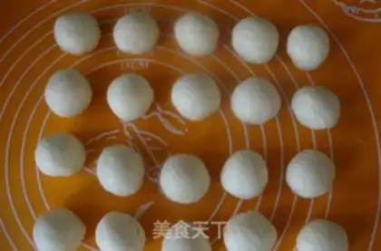 Make Sioux moon cake step 2