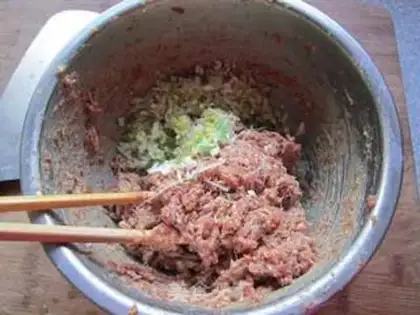 Make Beef pie step 4