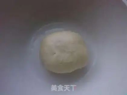 Make Handmade creamed sweet bread step 2