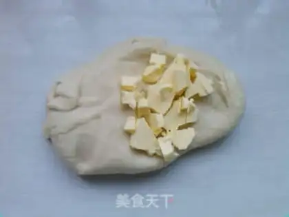 Make Handmade creamed sweet bread step 4