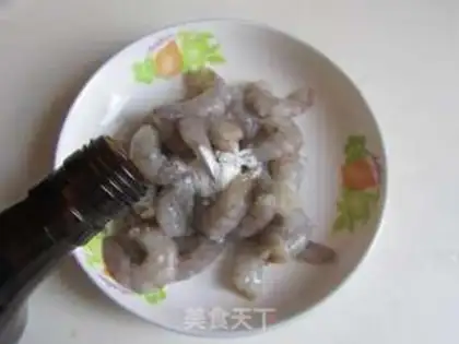 Make Piper shrimp fried rice step 1