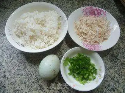 Make Duck egg shrimp step 0