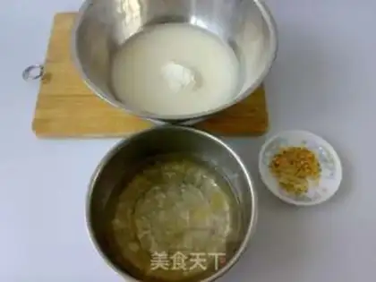 Make Cinnamon crystal roll step 0