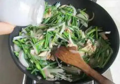 Make Cream of onion silk step 5