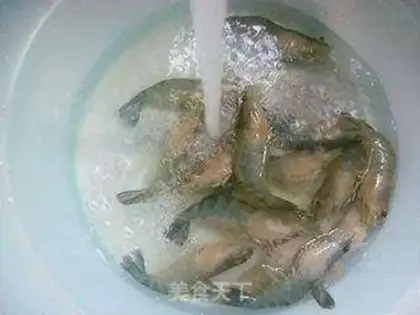Make Red-burned shrimp step 1