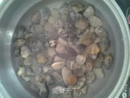 Make Spicy clams step 0