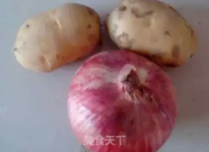 Make Onion potatoes step 0
