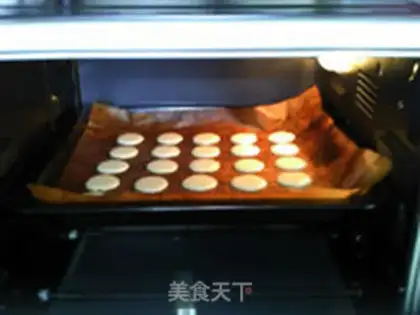 Make The original macaron step 14