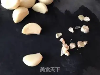 Make Black garlic beef step 1