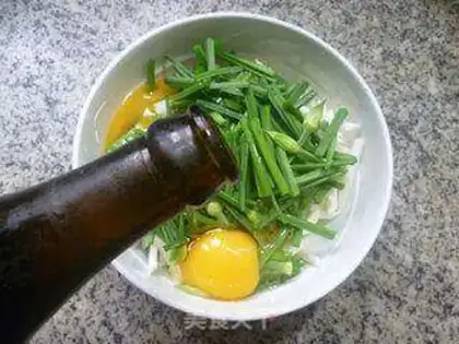 Make The cranberry bouquets and the fried eggs step 5