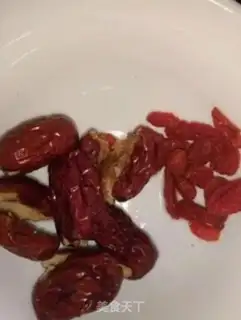 Make Rose-tree tea step 1