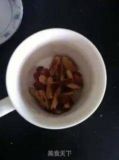Make Rose-tree tea step 6