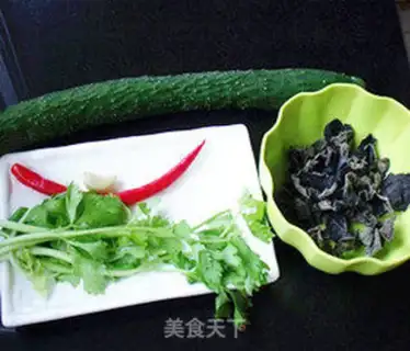 Make Wood and cucumber step 0