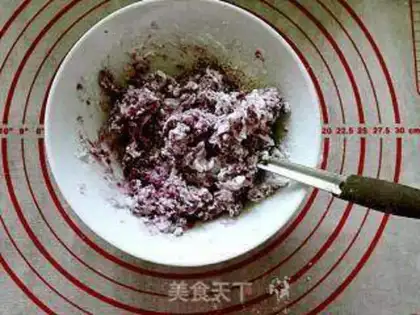 Make Colored peanut plum step 8