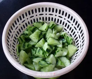 Make Wood and cucumber step 4