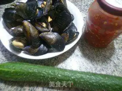 Make A cucumber pickle step 0