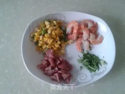 Make Shrimp ham and egg fried rice step 1
