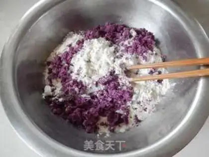Make Potato buns step 4