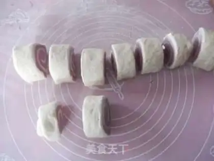 Make Potato buns step 11